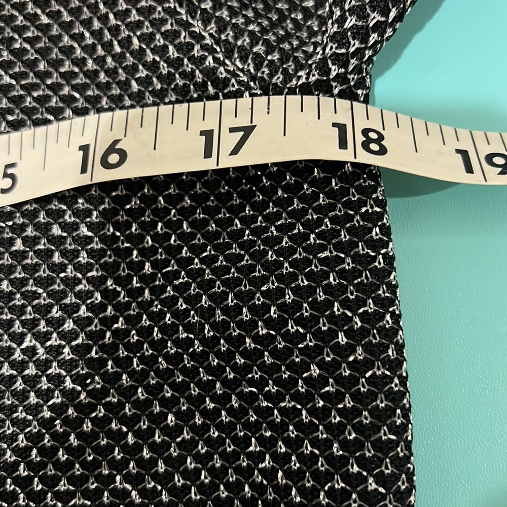 SML Sport Limited Vintage Metallic Top. Size Small or Med. See measurements - Picture 9 of 12
